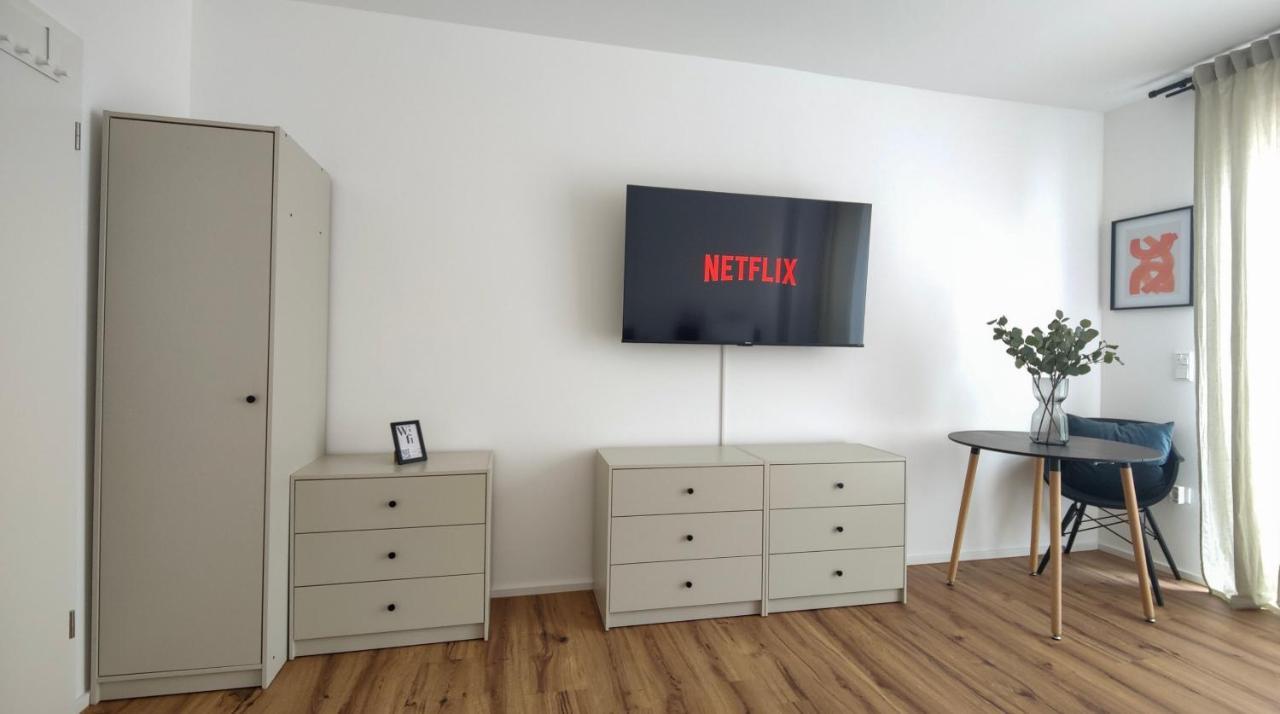 Hygge Home - Mit Garten Und Stellplatz Fuer Feriengaeste-, Monteure / Netflix / 10 Min. Zur Sinsheim Therme Und Zur Autobahn Экстерьер фото