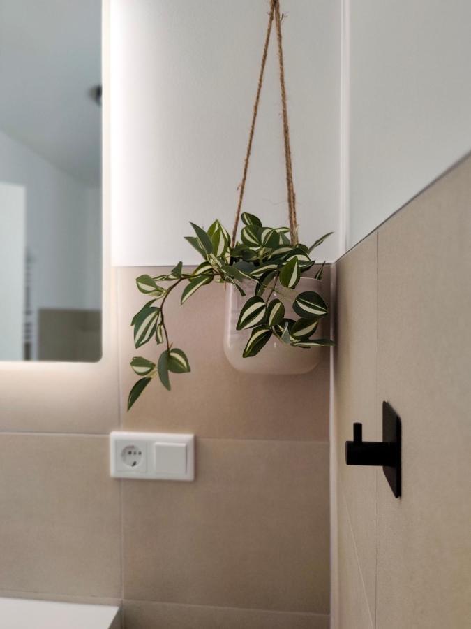 Hygge Home - Mit Garten Und Stellplatz Fuer Feriengaeste-, Monteure / Netflix / 10 Min. Zur Sinsheim Therme Und Zur Autobahn Экстерьер фото