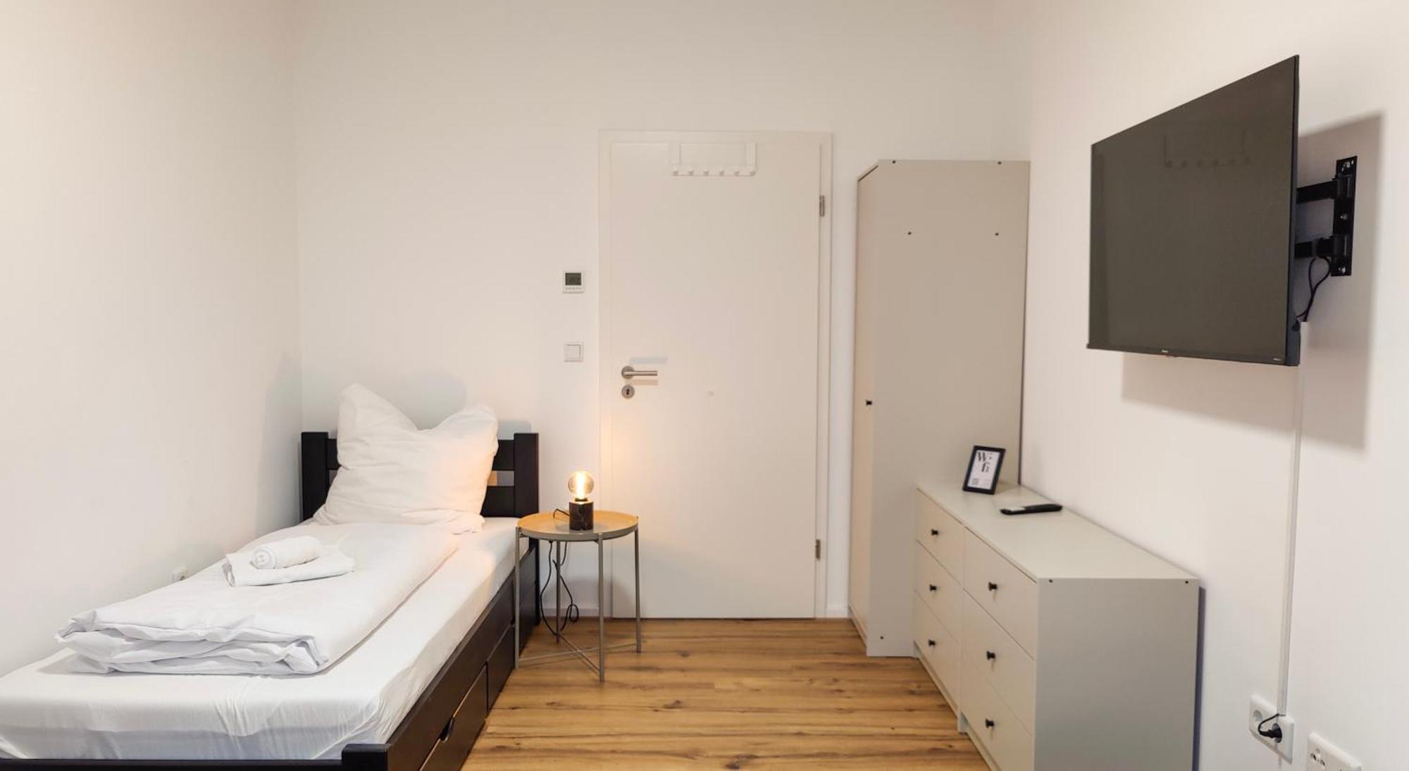 Hygge Home - Mit Garten Und Stellplatz Fuer Feriengaeste-, Monteure / Netflix / 10 Min. Zur Sinsheim Therme Und Zur Autobahn Экстерьер фото
